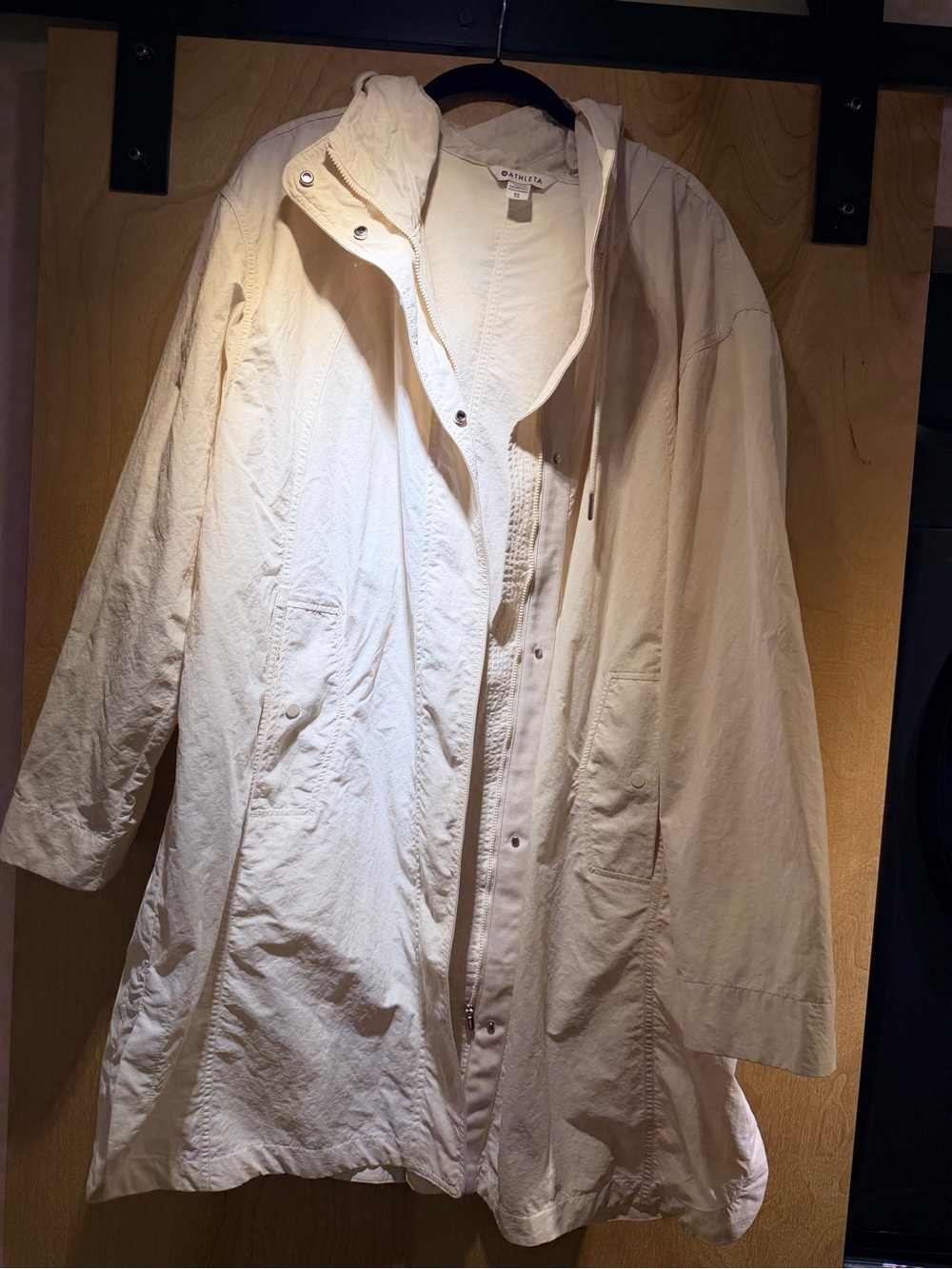 Athleta Cream Hooded Lightweight Trench Coat